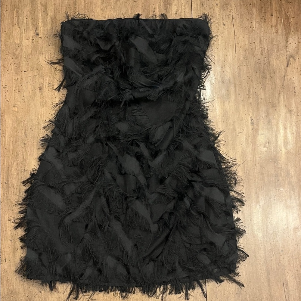 Le Lis Black Strapless Feather Dress